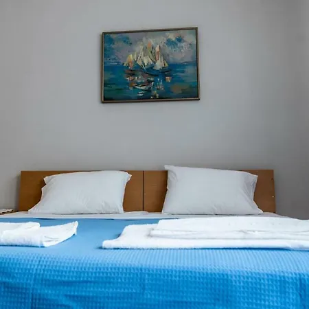 Apartman Next To The Sea - *